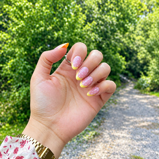 Lemon Bloom French Press-On Nails